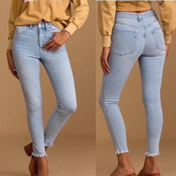 Free People Denim - Free people Raw Light Wash Distressed High-Rise jeans in Havanna blue
